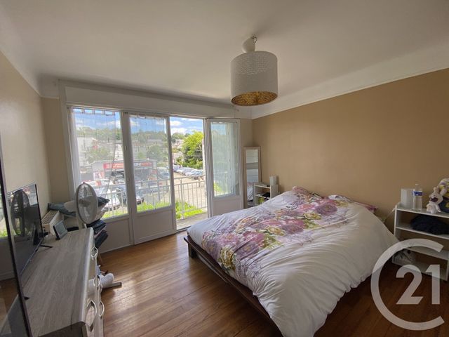 Afficher la photo en grand immeuble à vendre - 325.0 m2 - LISIEUX - 14 - BASSE-NORMANDIE - Century 21 Harmony