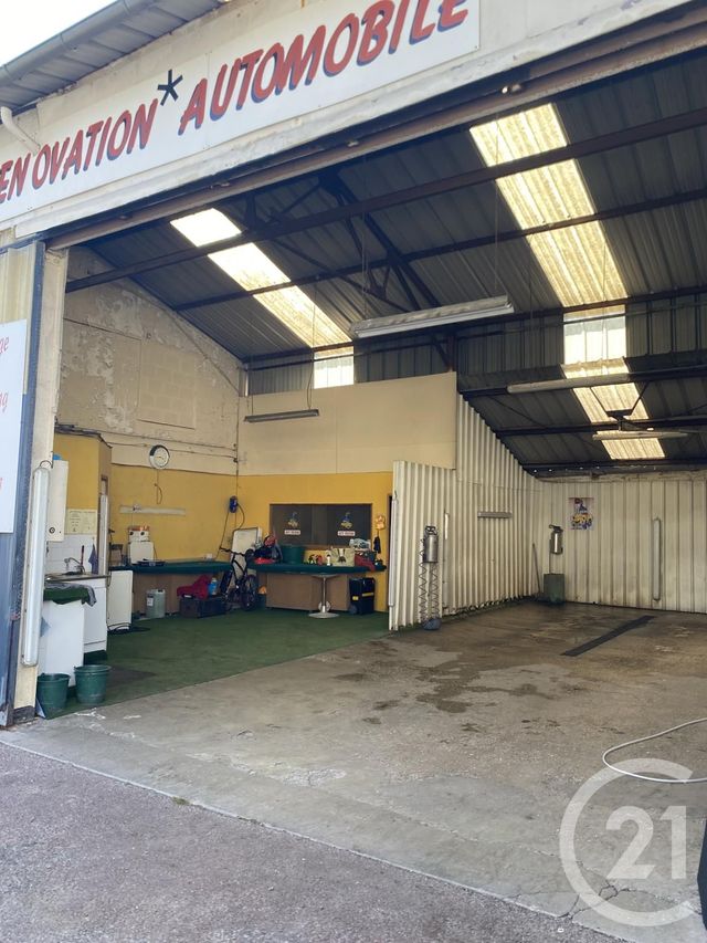 Afficher la photo en grand immeuble à vendre - 325.0 m2 - LISIEUX - 14 - BASSE-NORMANDIE - Century 21 Harmony