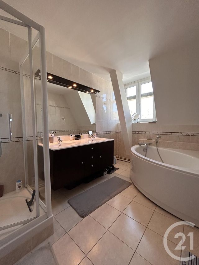 Appartement T4 à vendre - 4 pièces - 135.0 m2 - LISIEUX - 14 - BASSE-NORMANDIE - Century 21 Harmony