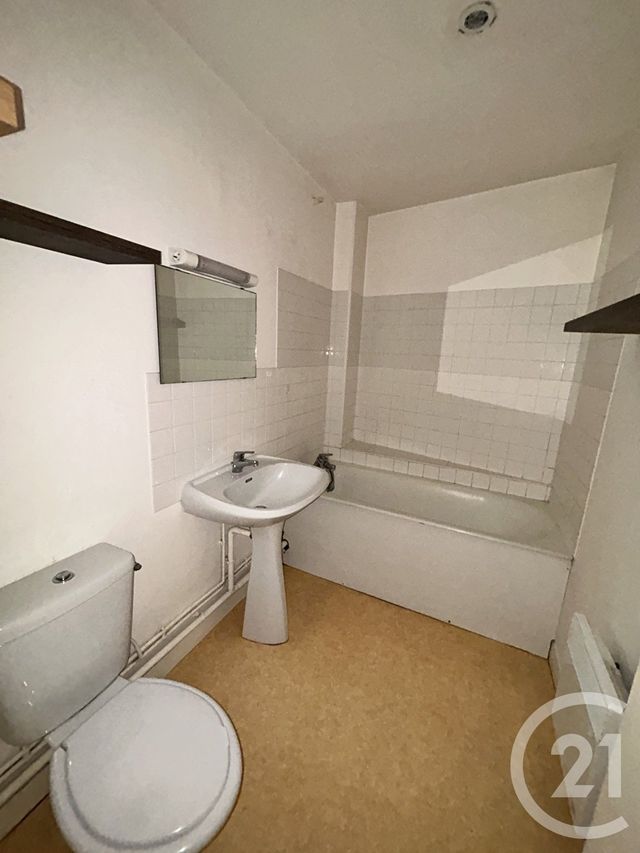 Appartement F2 à louer - 2 pièces - 35.47 m2 - LISIEUX - 14 - BASSE-NORMANDIE - Century 21 Harmony