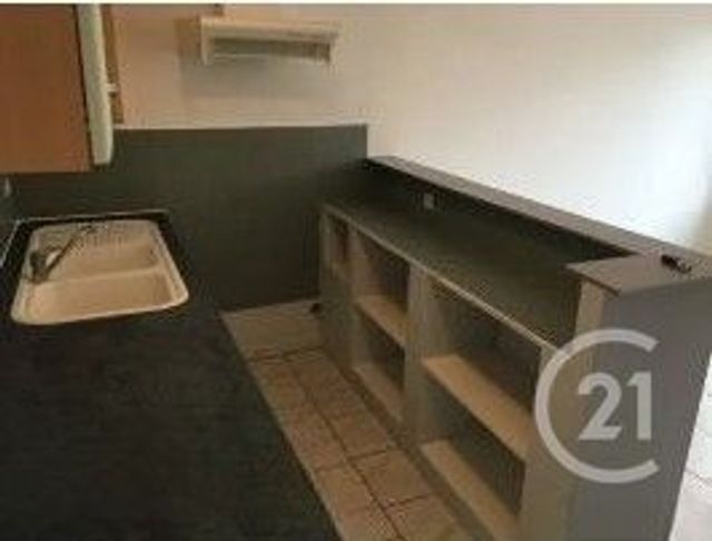 Afficher la photo en grand maison à louer - 2 pièces - 70.44 m2 - MEZIDON VALLEE D AUGE - 14 - BASSE-NORMANDIE - Century 21 Harmony