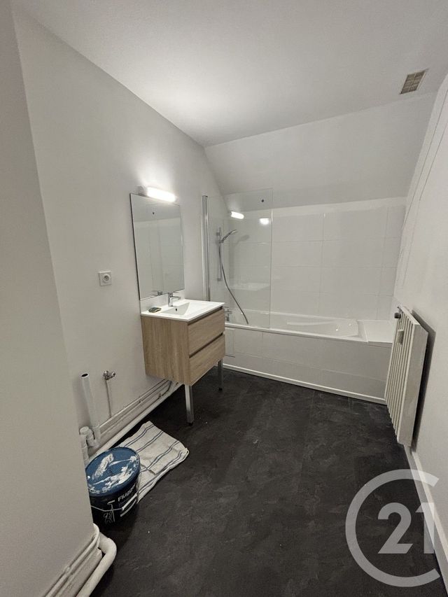 Appartement F2 à louer - 2 pièces - 47.97 m2 - LISIEUX - 14 - BASSE-NORMANDIE - Century 21 Harmony