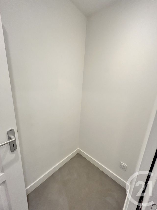 Appartement F3 à louer - 3 pièces - 44.15 m2 - LISIEUX - 14 - BASSE-NORMANDIE - Century 21 Harmony