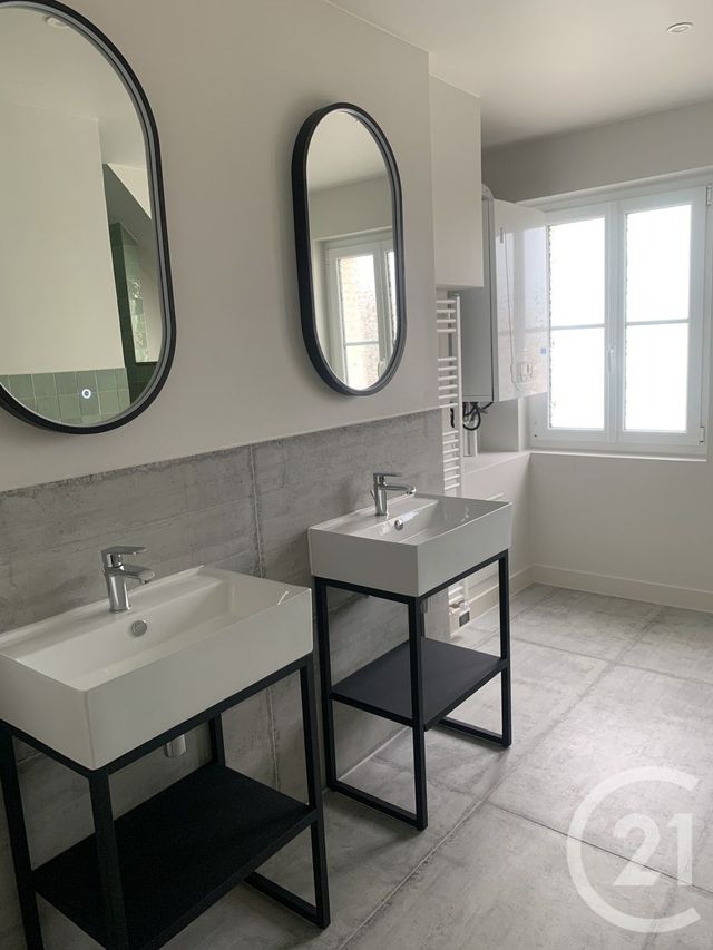 Appartement F4 à louer - 4 pièces - 100.56 m2 - LISIEUX - 14 - BASSE-NORMANDIE - Century 21 Harmony