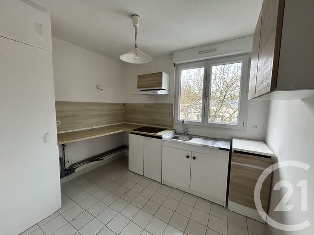 Appartement F2 à louer - 2 pièces - 46.4 m2 - LISIEUX - 14 - BASSE-NORMANDIE - Century 21 Harmony