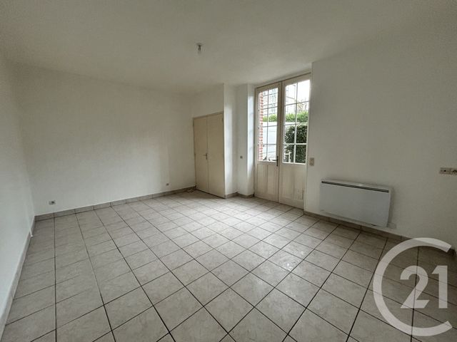 Appartement F3 à louer - 3 pièces - 55.86 m2 - LISIEUX - 14 - BASSE-NORMANDIE - Century 21 Harmony