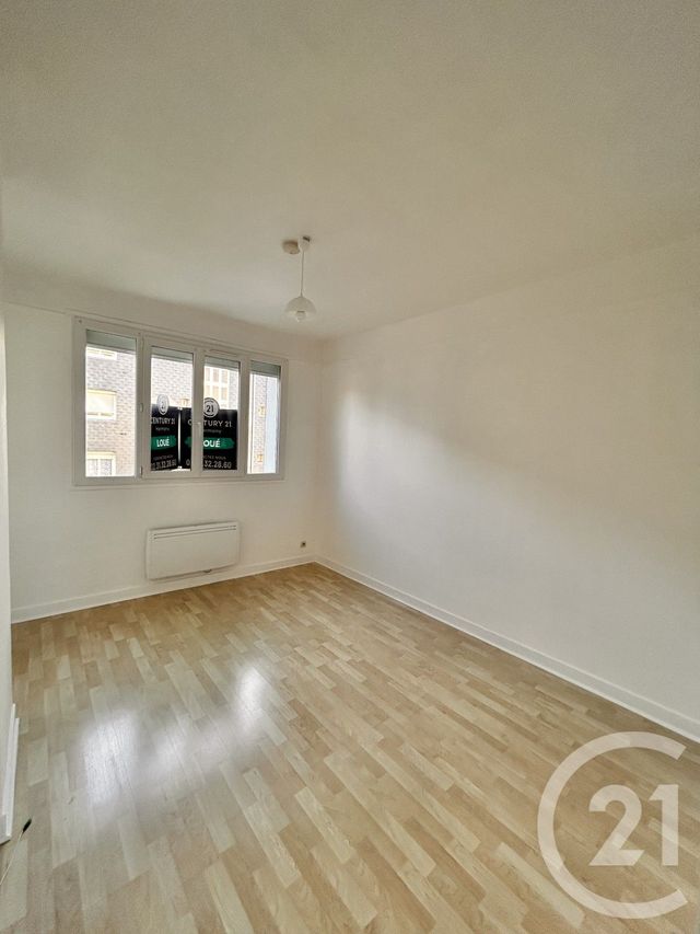 Appartement F3 à louer - 3 pièces - 44.0 m2 - LISIEUX - 14 - BASSE-NORMANDIE - Century 21 Harmony