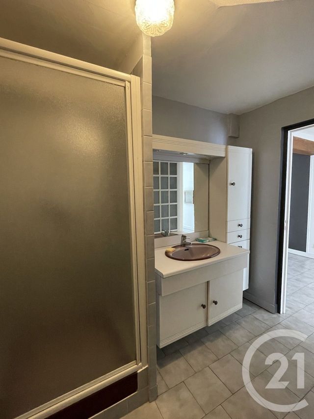 Appartement F3 bis à louer - 3 pièces - 61.3 m2 - PONT L EVEQUE - 14 - BASSE-NORMANDIE - Century 21 Harmony