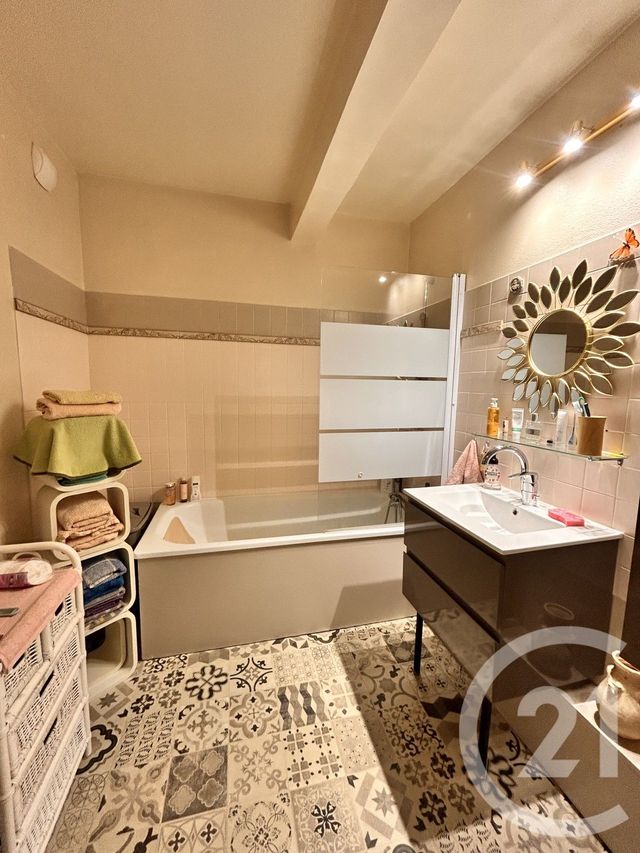 Appartement F4 à vendre - 4 pièces - 108.45 m2 - LISIEUX - 14 - BASSE-NORMANDIE - Century 21 Harmony