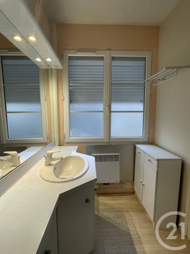 Appartement F2 à louer - 2 pièces - 41.61 m2 - LISIEUX - 14 - BASSE-NORMANDIE - Century 21 Harmony