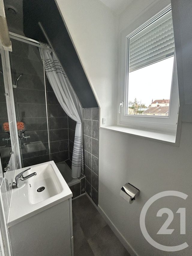 Appartement F2 à louer - 2 pièces - 27.41 m2 - LISIEUX - 14 - BASSE-NORMANDIE - Century 21 Harmony