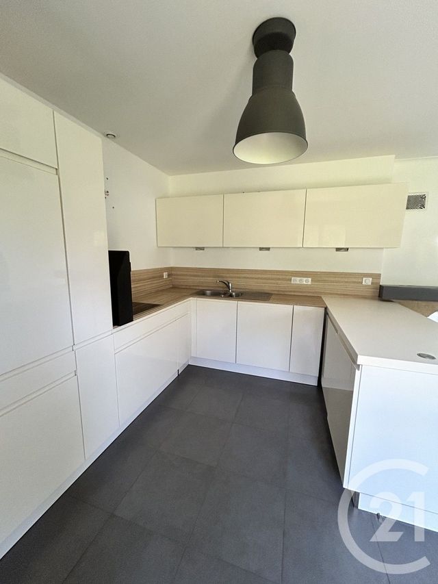 maison à louer - 4 pièces - 93.0 m2 - LE BREUIL EN AUGE - 14 - BASSE-NORMANDIE - Century 21 Harmony