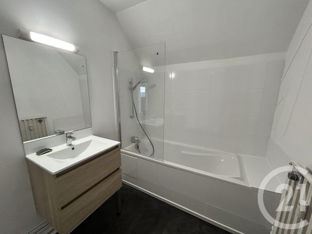 Appartement F2 à louer - 2 pièces - 47.97 m2 - LISIEUX - 14 - BASSE-NORMANDIE - Century 21 Harmony