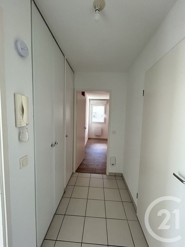 Appartement F2 bis à louer - 3 pièces - 55.07 m2 - LISIEUX - 14 - BASSE-NORMANDIE - Century 21 Harmony
