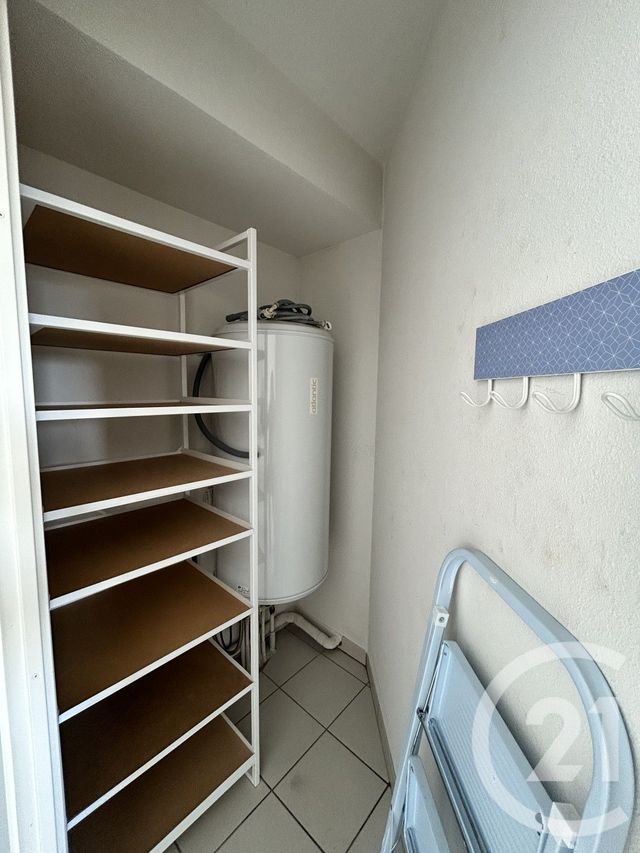Appartement F2 bis à louer - 3 pièces - 55.07 m2 - LISIEUX - 14 - BASSE-NORMANDIE - Century 21 Harmony