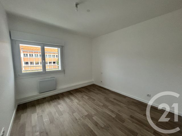 Appartement F3 à louer - 3 pièces - 60.4 m2 - LISIEUX - 14 - BASSE-NORMANDIE - Century 21 Harmony