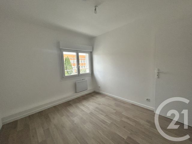 Appartement F3 à louer - 3 pièces - 60.4 m2 - LISIEUX - 14 - BASSE-NORMANDIE - Century 21 Harmony