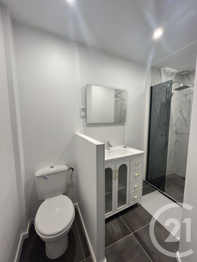 Appartement F3 à louer - 3 pièces - 60.4 m2 - LISIEUX - 14 - BASSE-NORMANDIE - Century 21 Harmony