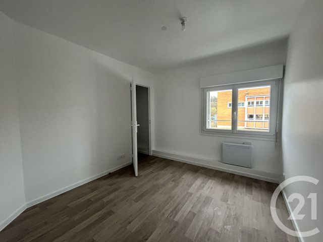 Appartement F3 à louer - 3 pièces - 60.4 m2 - LISIEUX - 14 - BASSE-NORMANDIE - Century 21 Harmony