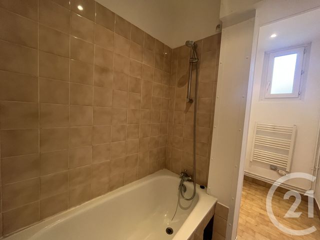 Appartement F2 à vendre - 2 pièces - 42.67 m2 - LISIEUX - 14 - BASSE-NORMANDIE - Century 21 Harmony