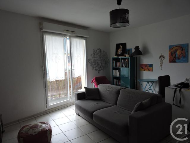 Appartement F2 à louer - 2 pièces - 43.4 m2 - LISIEUX - 14 - BASSE-NORMANDIE - Century 21 Harmony