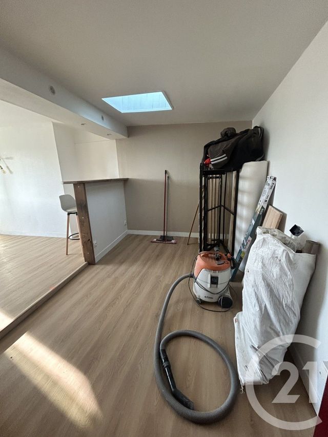 Appartement Studio à louer - 1 pièce - 23.07 m2 - LISIEUX - 14 - BASSE-NORMANDIE - Century 21 Harmony