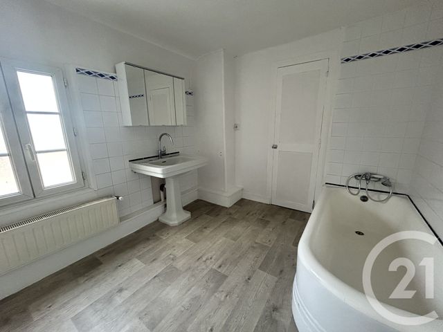 Appartement Duplex à louer - 8 pièces - 183.0 m2 - LIVAROT PAYS D AUGE - 14 - BASSE-NORMANDIE - Century 21 Harmony