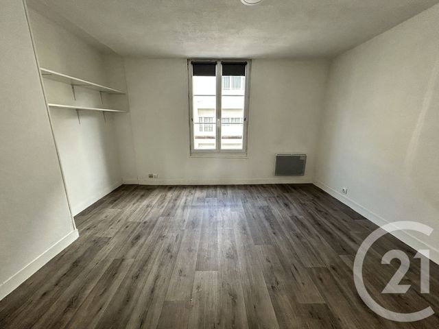 Appartement F1 à louer - 1 pièce - 30.0 m2 - LISIEUX - 14 - BASSE-NORMANDIE - Century 21 Harmony