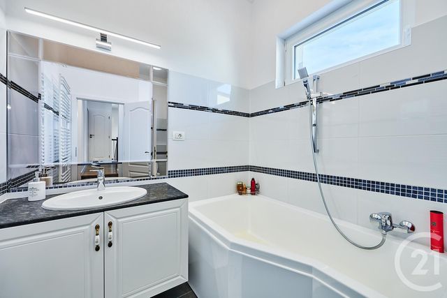 maison à vendre - 5 pièces - 188.0 m2 - LISIEUX - 14 - BASSE-NORMANDIE - Century 21 Harmony