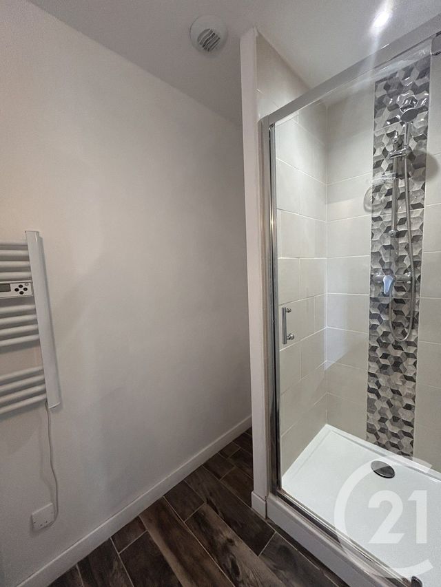 Appartement F2 à louer - 2 pièces - 34.4 m2 - LISIEUX - 14 - BASSE-NORMANDIE - Century 21 Harmony