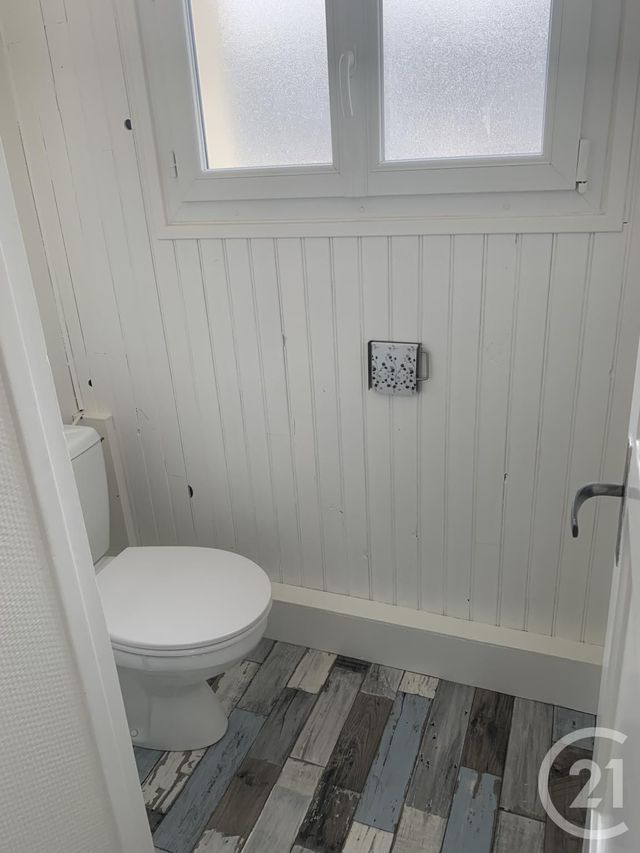 Appartement F3 à louer - 3 pièces - 64.3 m2 - LISIEUX - 14 - BASSE-NORMANDIE - Century 21 Harmony