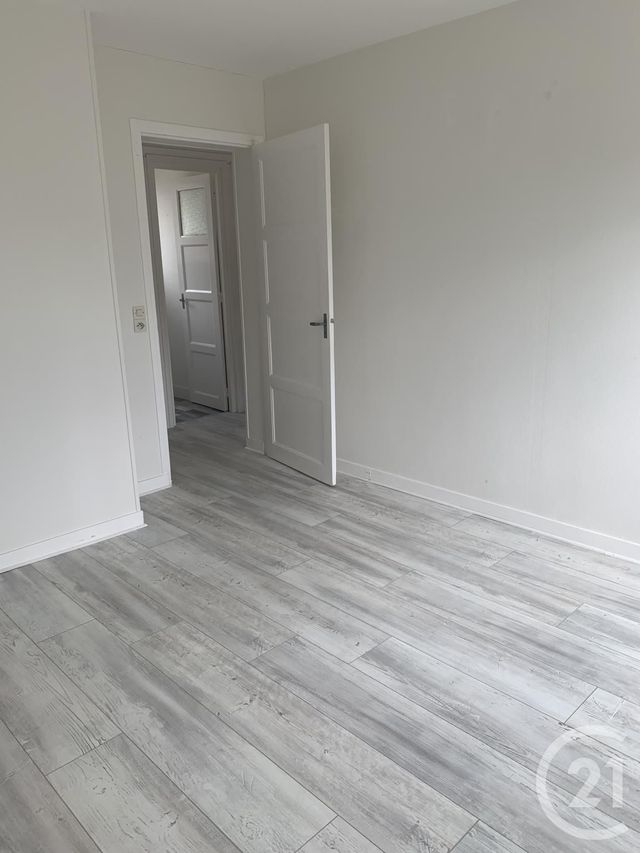 Appartement F3 à louer - 3 pièces - 64.3 m2 - LISIEUX - 14 - BASSE-NORMANDIE - Century 21 Harmony