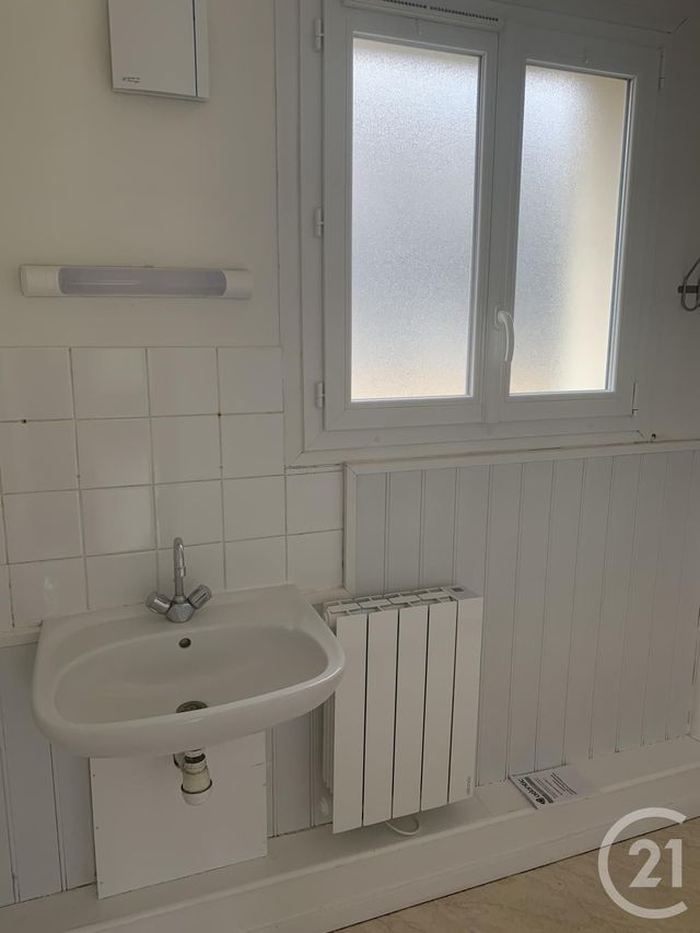 Appartement F3 à louer - 3 pièces - 64.3 m2 - LISIEUX - 14 - BASSE-NORMANDIE - Century 21 Harmony