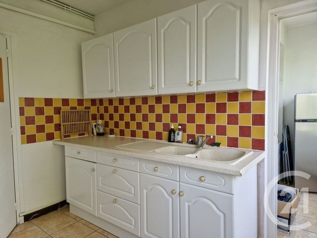 Appartement F2 à vendre - 2 pièces - 50.3 m2 - LISIEUX - 14 - BASSE-NORMANDIE - Century 21 Harmony