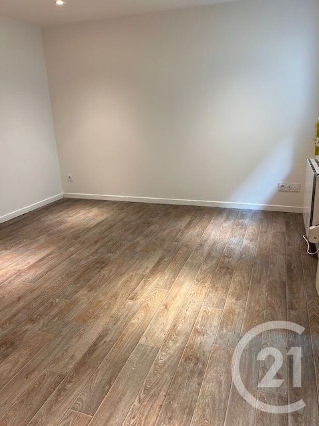 Appartement Studio à louer - 1 pièce - 19.0 m2 - LISIEUX - 14 - BASSE-NORMANDIE - Century 21 Harmony