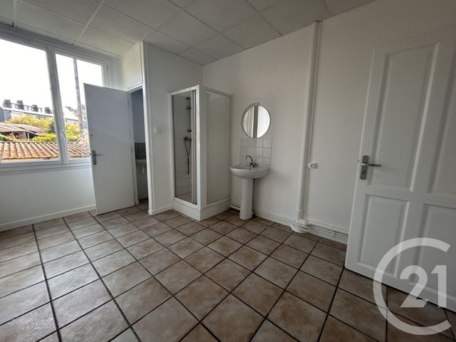 Appartement F2 à louer - 2 pièces - 25.8 m2 - LISIEUX - 14 - BASSE-NORMANDIE - Century 21 Harmony