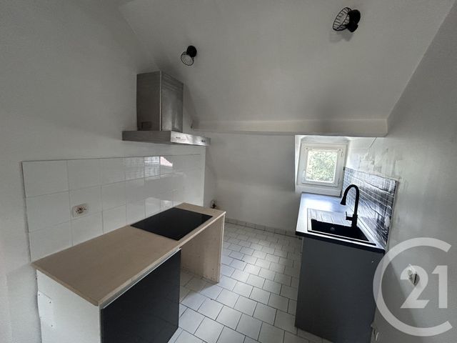 Appartement T3 à vendre - 3 pièces - 34.52 m2 - LISIEUX - 14 - BASSE-NORMANDIE - Century 21 Harmony