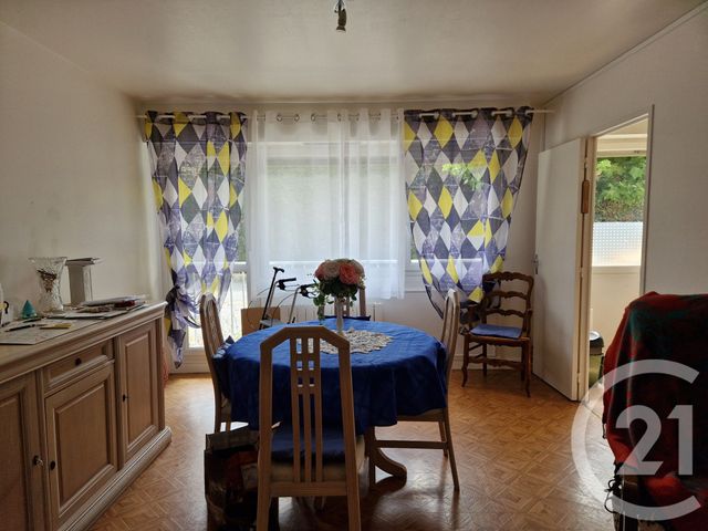 Appartement T2 à vendre - 2 pièces - 46.61 m2 - LISIEUX - 14 - BASSE-NORMANDIE - Century 21 Harmony