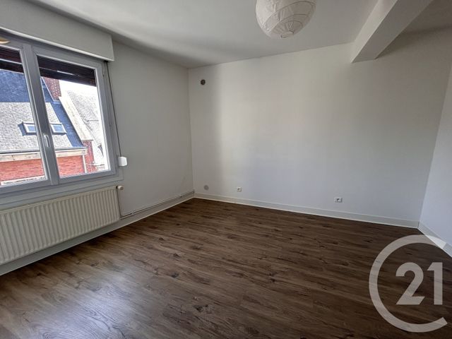 Appartement F4 à louer - 4 pièces - 94.09 m2 - LISIEUX - 14 - BASSE-NORMANDIE - Century 21 Harmony