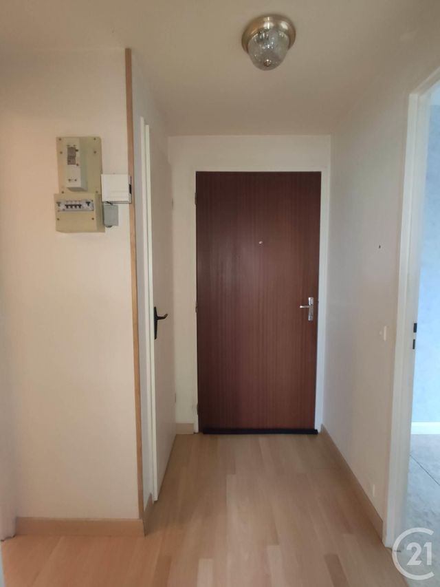 Appartement F2 à louer - 2 pièces - 38.98 m2 - LISIEUX - 14 - BASSE-NORMANDIE - Century 21 Harmony