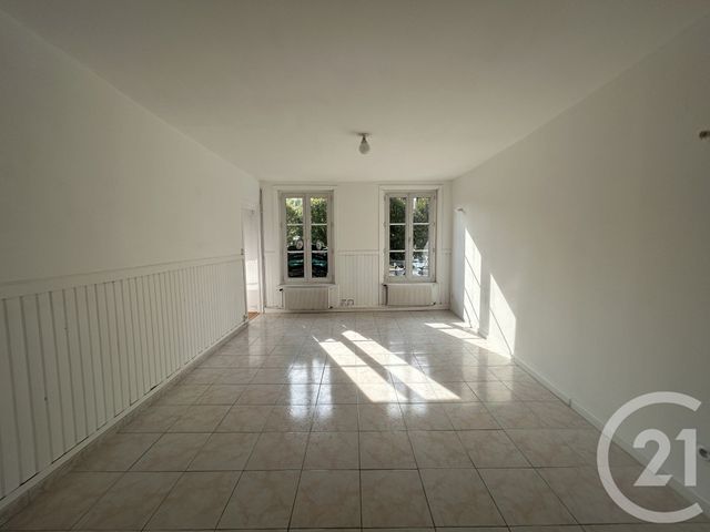 Appartement T3 à louer - 3 pièces - 68.78 m2 - LISIEUX - 14 - BASSE-NORMANDIE - Century 21 Harmony