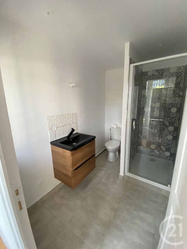 Appartement T3 à louer - 3 pièces - 68.78 m2 - LISIEUX - 14 - BASSE-NORMANDIE - Century 21 Harmony