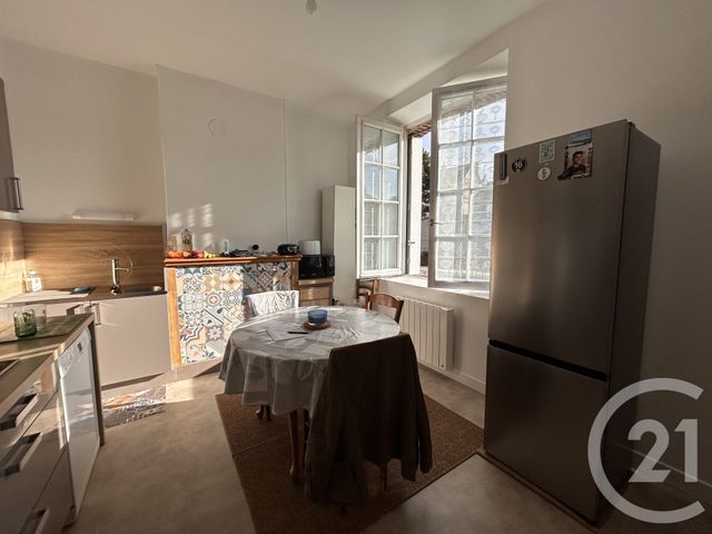 Appartement F3 à louer - 3 pièces - 73.5 m2 - LISIEUX - 14 - BASSE-NORMANDIE - Century 21 Harmony